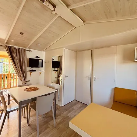 Le 510 Mobil-home Campsite *